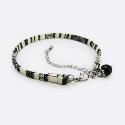 Bracciale etnico con ciondolo in ossidiana