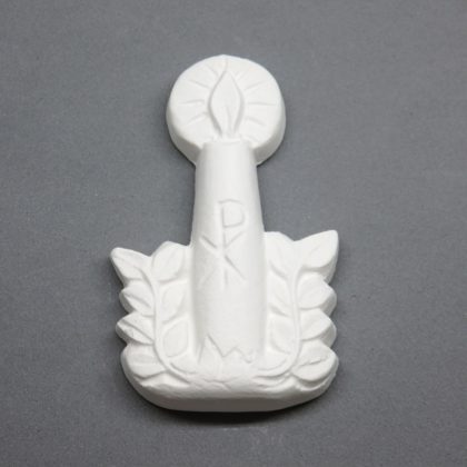 Gessetto decorativo a forma di candela, adatto alla decorazione di bomboniere homemade per battesimo, comunione, cresima, matrimonio e per la creazione di segnaposto e magneti.