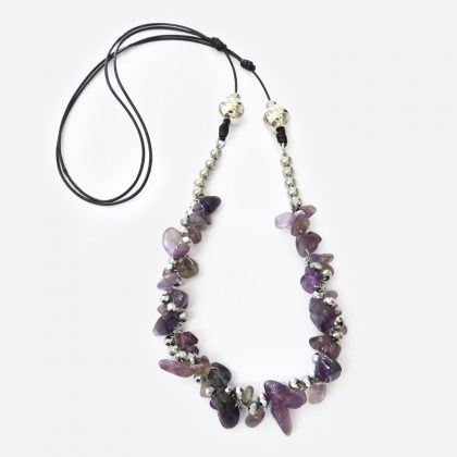 Collana con pietre di ametista