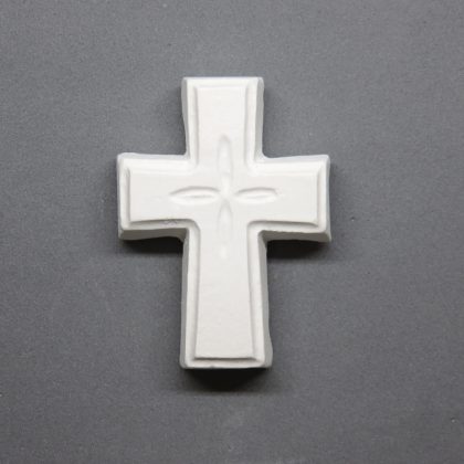 Gessetto a forma di croce per decorare bomboniere homemade per battesimo, comunione, cresima, matrimonio, ideale per creare segnaposto e magneti